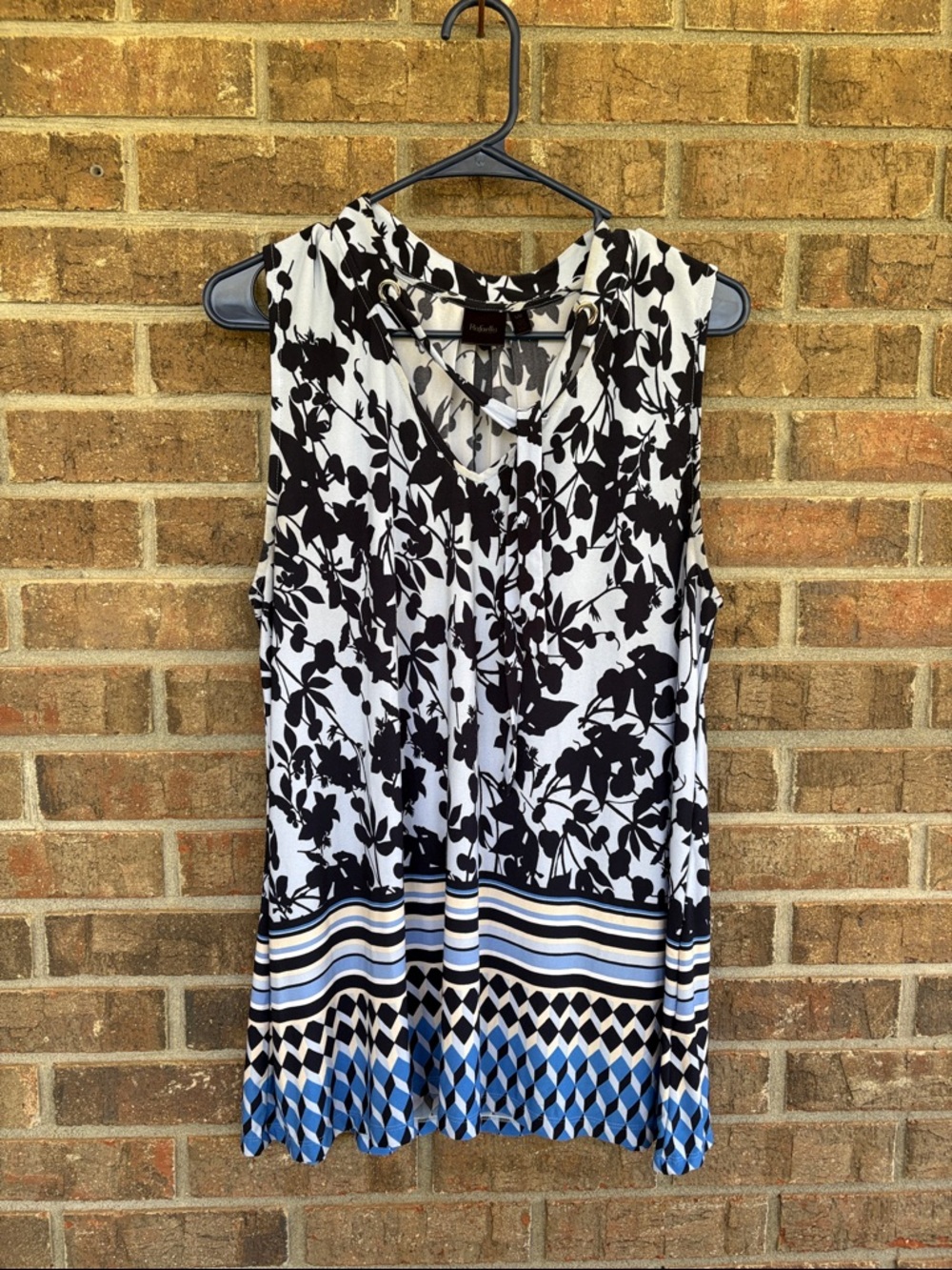 Rafaella Black & White Floral Print Sleeveless Tunic